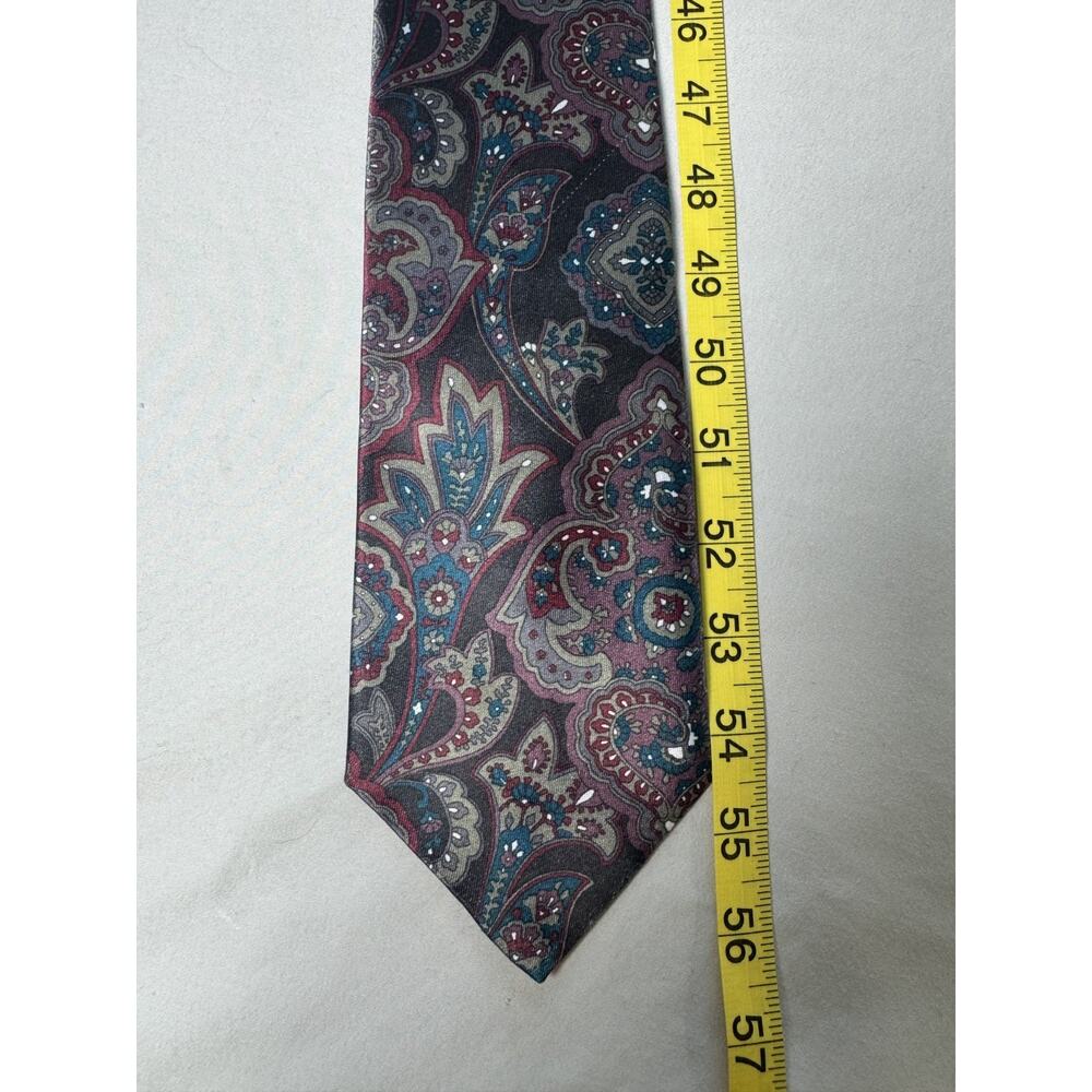 Vintage Etienne Aigner Paisley Silk Necktie Burgundy Red Blue Gray Designer Tie - Picture 6 of 7